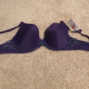 NWT Josie 36D lined bra in purple w lace detail